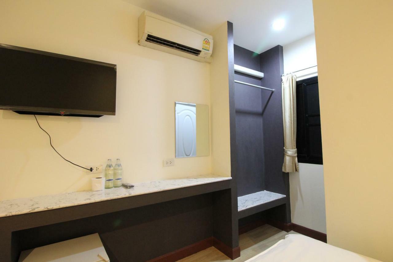 Chaiwat Guesthouse Bangkok Eksteriør billede
